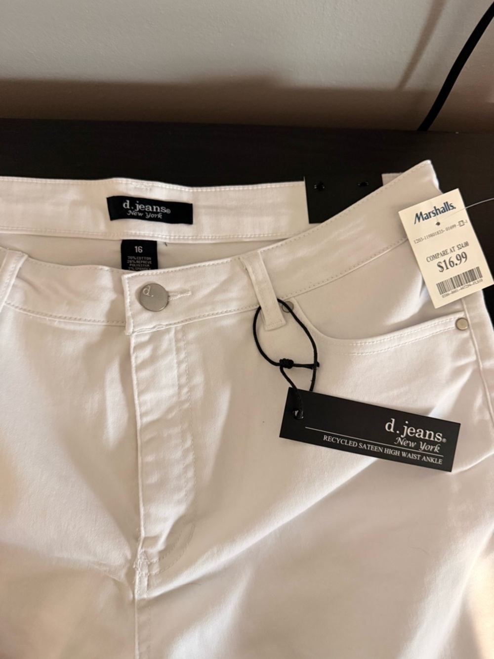 d. jeans White High Waist Ankle Crop Jeans